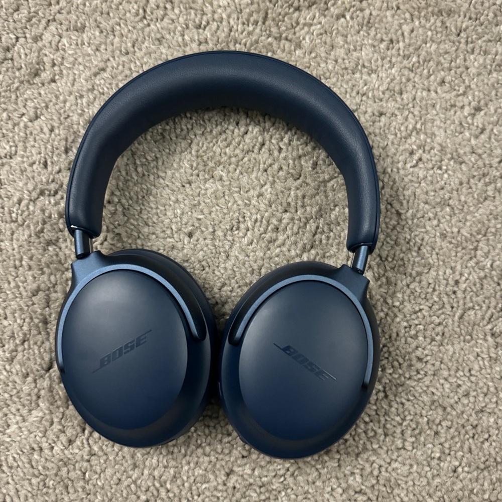 Bose Quiet Comfort Ultra (Lunar Blue)
